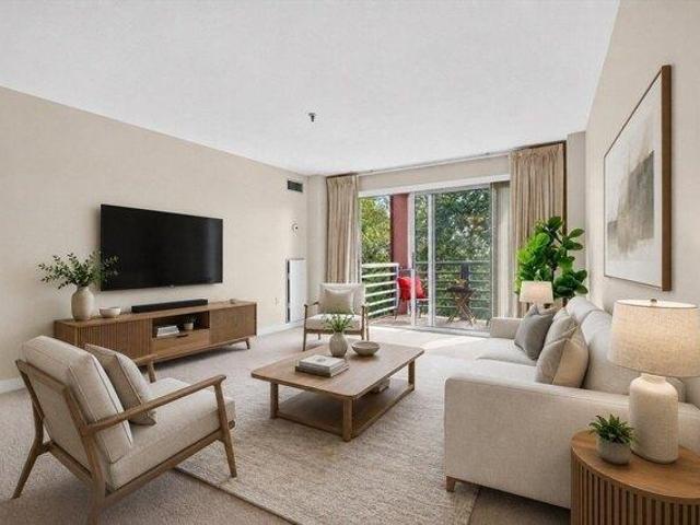 Condo for sale in Woburn, Massachusetts