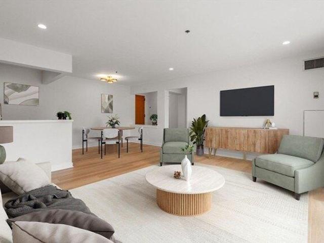 Condo for sale in Woburn, Massachusetts