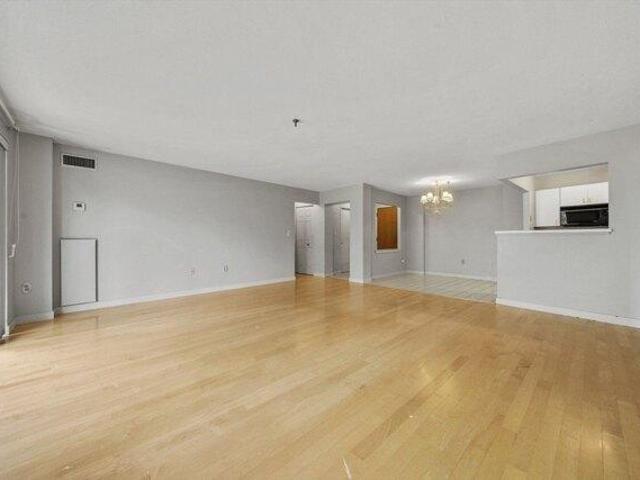 Condo for sale in Woburn, Massachusetts