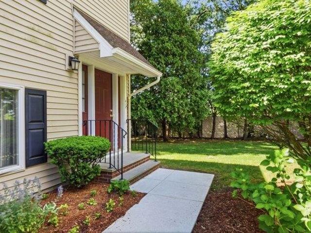 Condo for sale in Woburn, Massachusetts