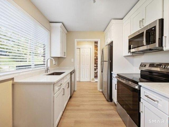Condo for sale in Wolcott, Naugatuck Valley Planning Region