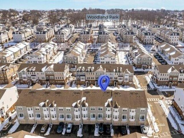 Condo for sale in Wood Ridge, New Jersey