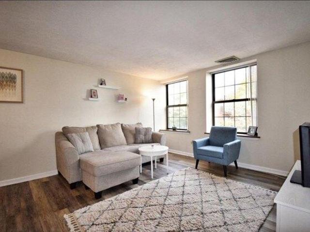 Condo for sale in Worcester, Massachusetts