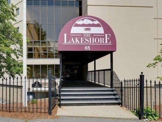 Condo for sale in Worcester, Massachusetts