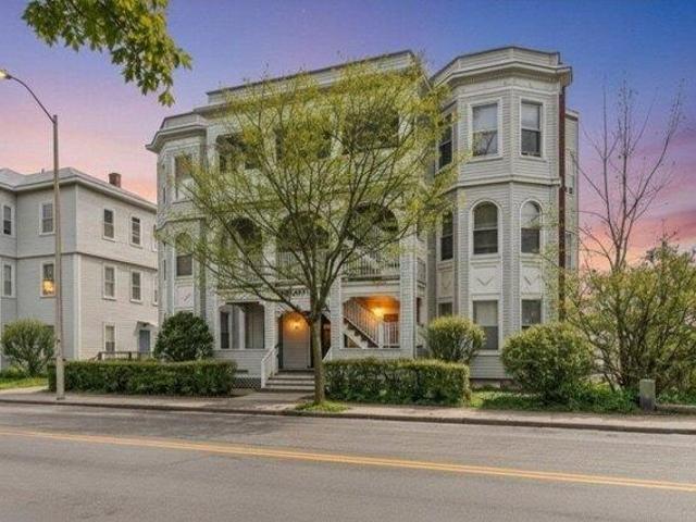 Condo for sale in Worcester, Massachusetts