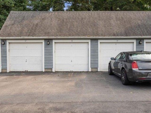 Condo for sale in Worcester, Massachusetts