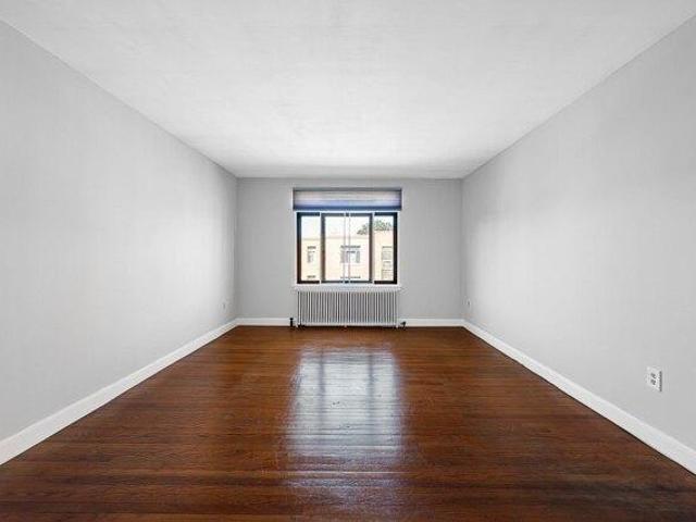 Condo for sale in Morris Square, Worcester
