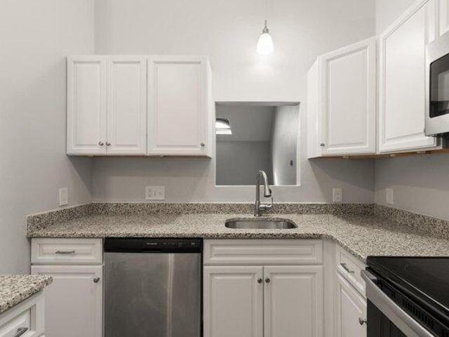 Condo for sale in Chandler Hill, Worcester
