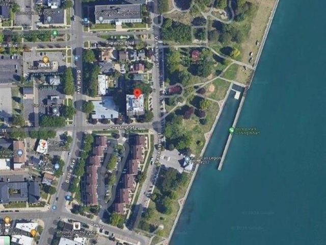 Condo for sale in Wyandotte