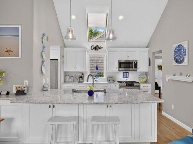 Condo for sale in Kings Way, Yarmouth