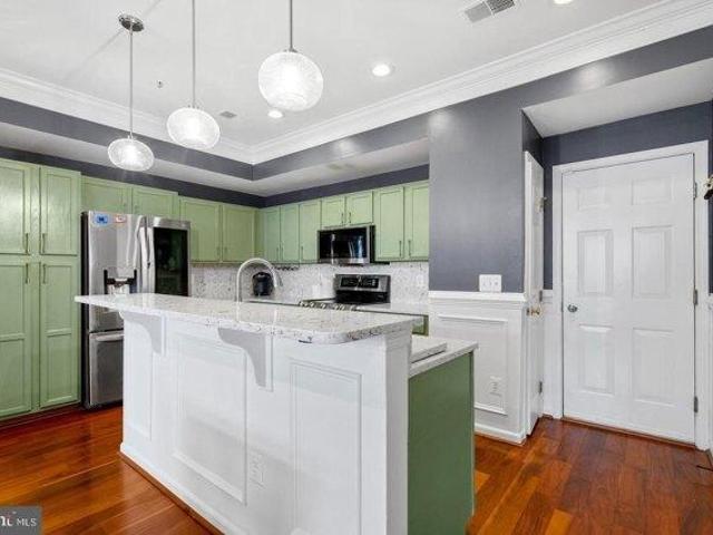 Condo for sale in Virginia