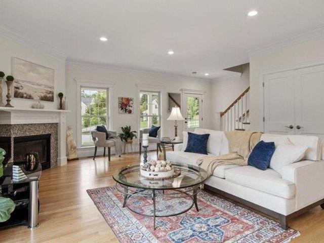 Condo for sale in Ballardvale, Andover