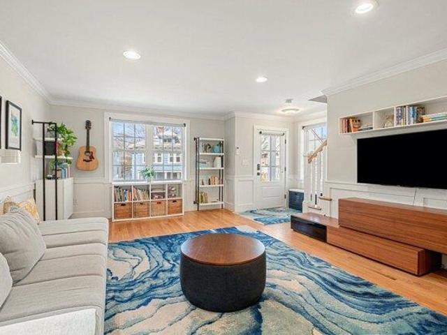 Condo for sale in Arlington, Massachusetts