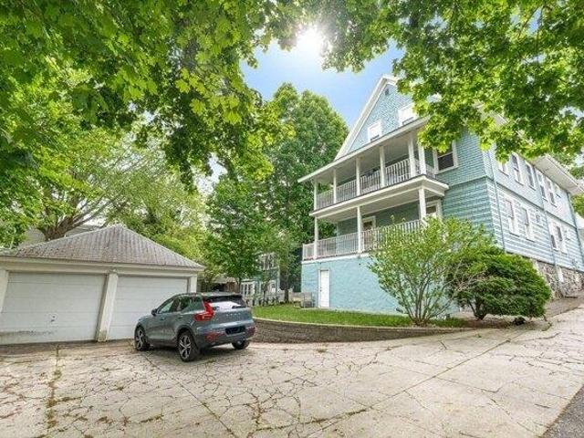 Condo for sale in Arlington, Massachusetts