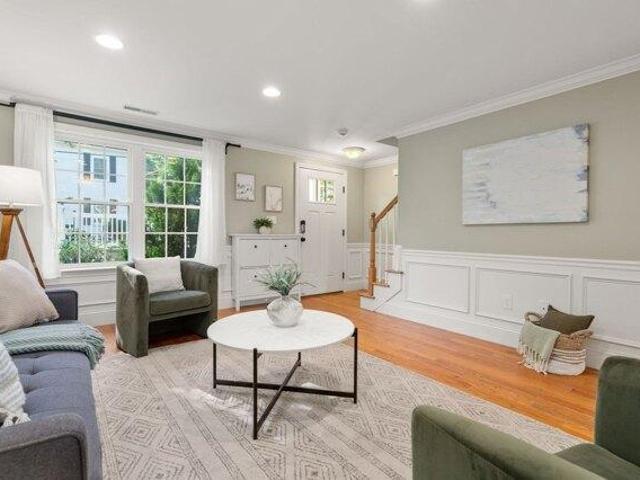 Condo for sale in Arlington, Massachusetts