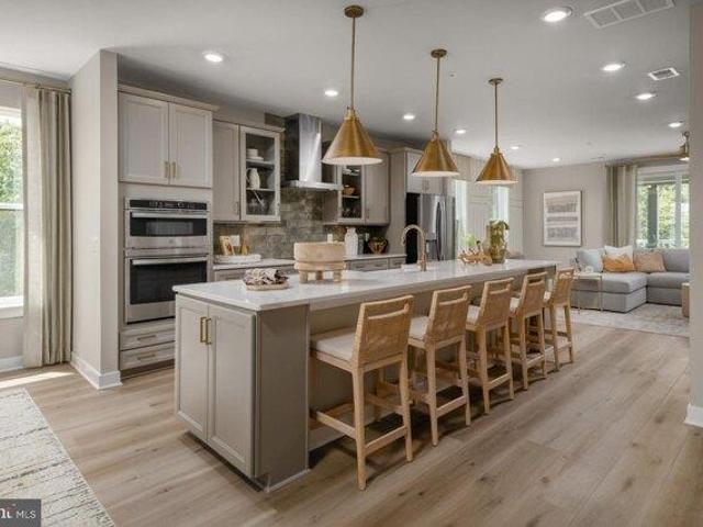 Condo for sale in Virginia