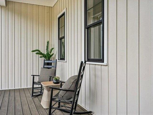 Condo for sale in Auburn, Rockingham County