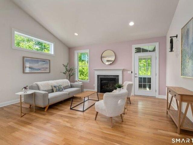 Condo for sale in Beacon Falls, Connecticut