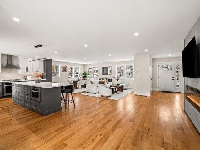 Condo for sale in Bedford, Massachusetts