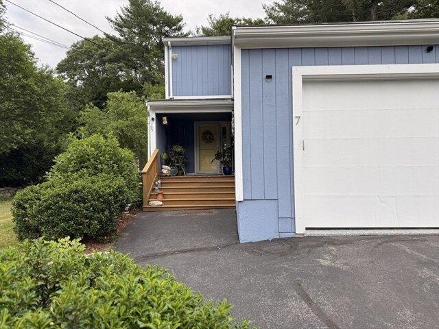 Condo for sale in Bellingham, Massachusetts