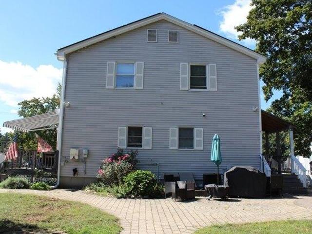 Condo for sale in Bellingham, Massachusetts