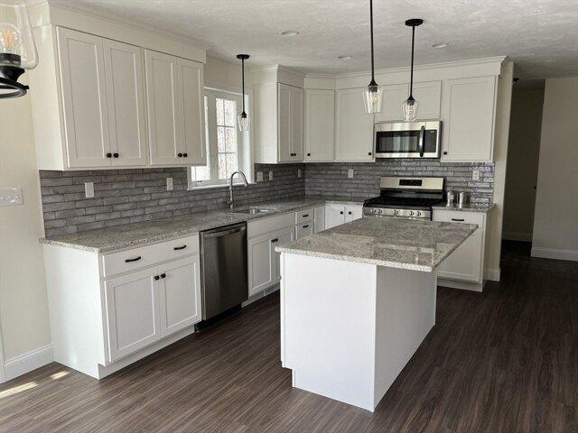 Condo for sale in Bristol, Massachusetts
