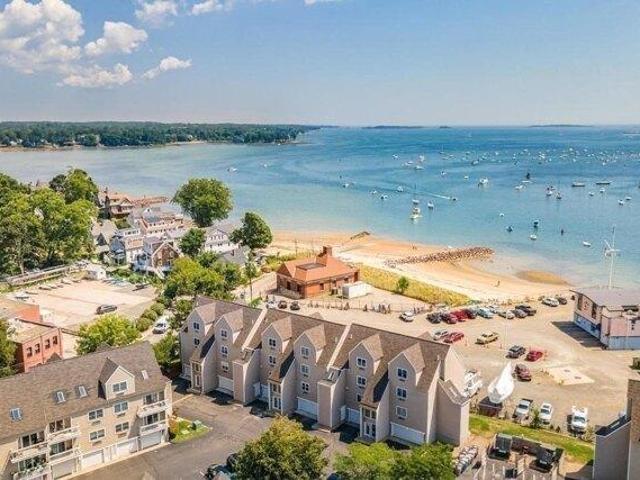 Condo for sale in Beverly, Massachusetts