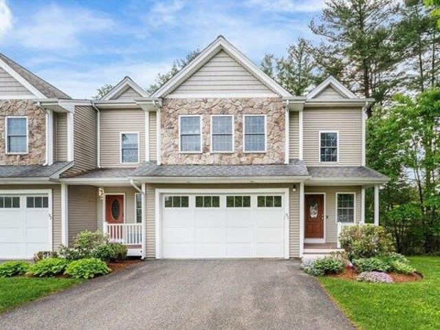 Condo for sale in Billerica, Massachusetts