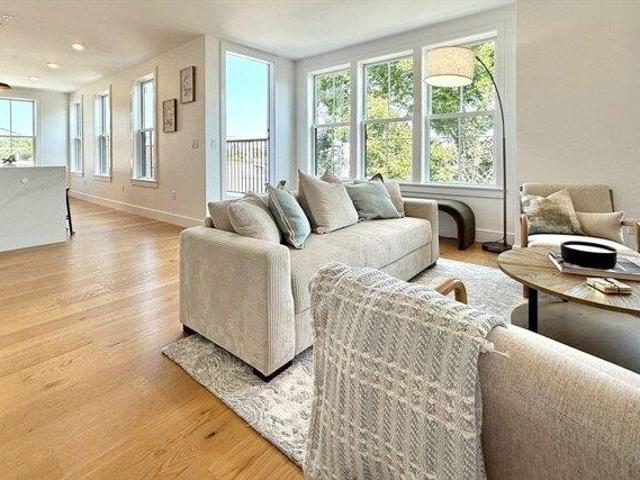 Condo for sale in Boston, Massachusetts