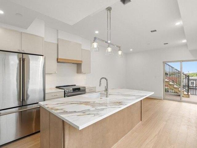 Condo for sale in Boston, Massachusetts
