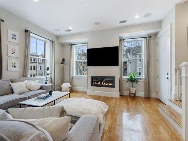 Condo for sale in Boston, Massachusetts