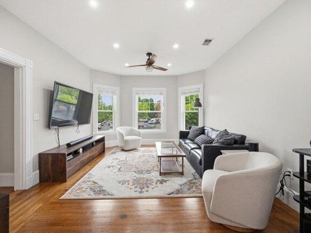 Condo for sale in Boston, Massachusetts