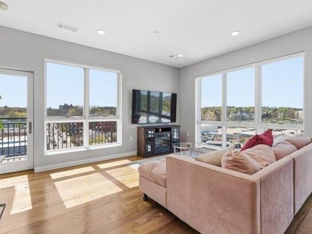 Condo for sale in Boston, Massachusetts