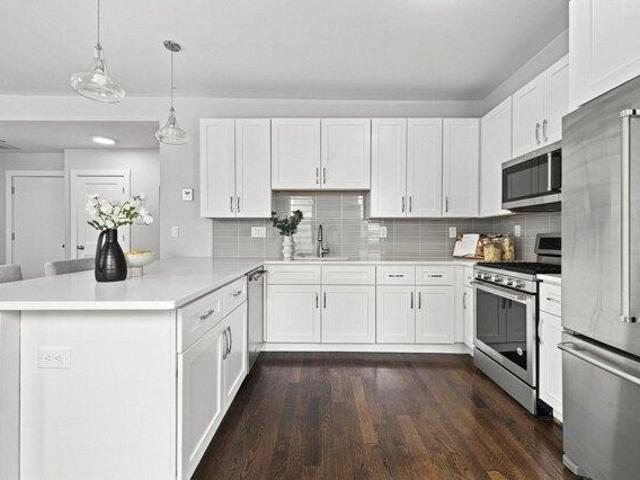 Condo for sale in Uphams Corner, Boston