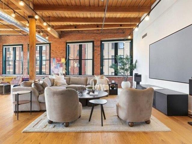 Condo for sale in Seaport, Boston