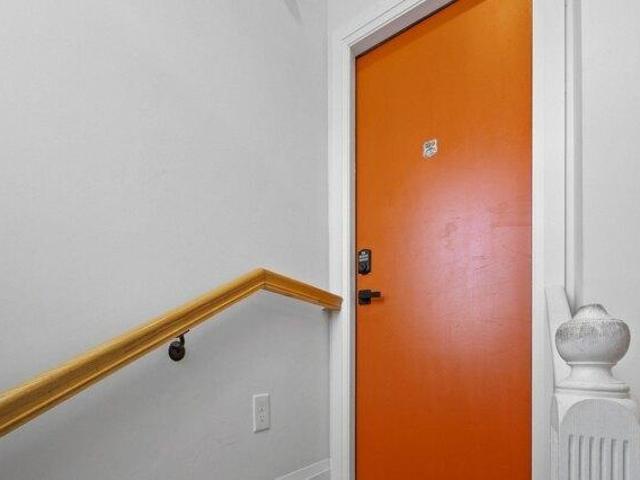 Condo for sale in Mount Ida, Boston