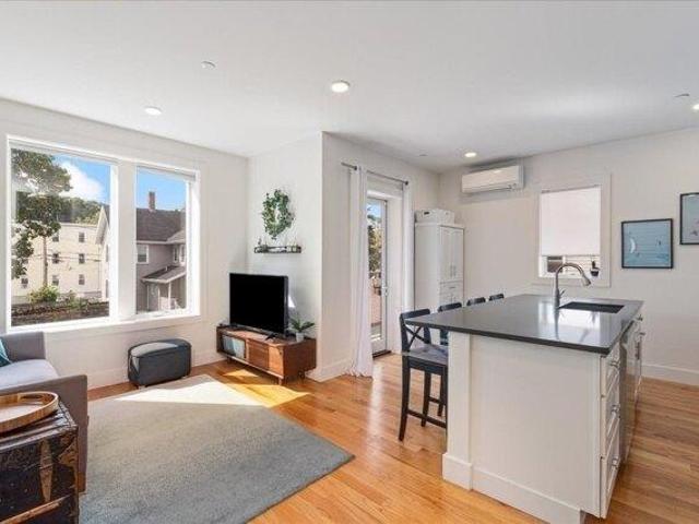 Condo for sale in Dorchester Center, Boston