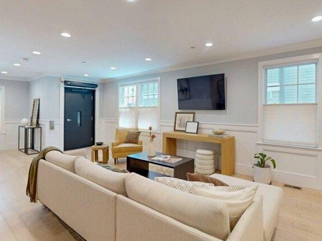 Condo for sale in Boston, Massachusetts