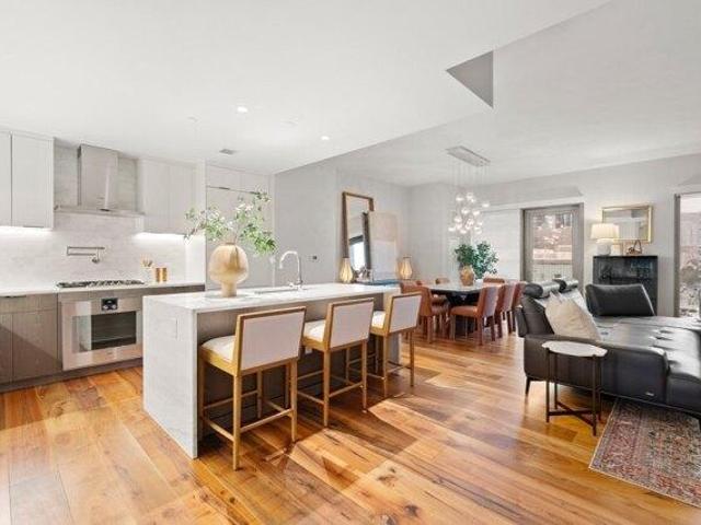Condo for sale in Seaport, Boston