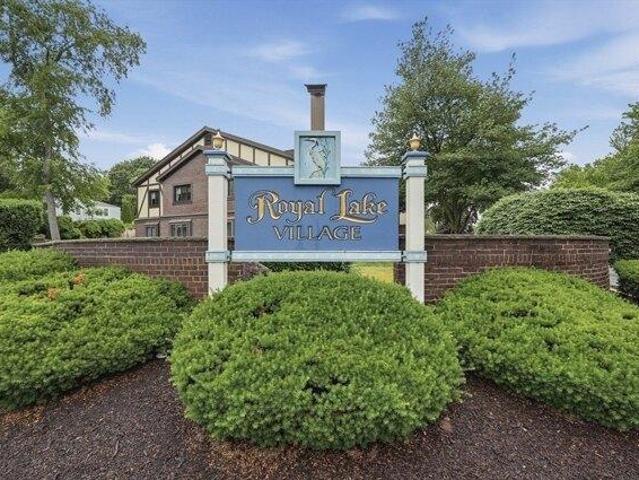 Condo for sale in Braintree, Massachusetts