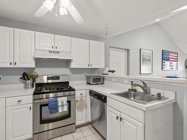 Condo for sale in Braintree, Massachusetts