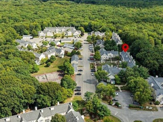 Condo for sale in Devon Wood Condominiums, Braintree