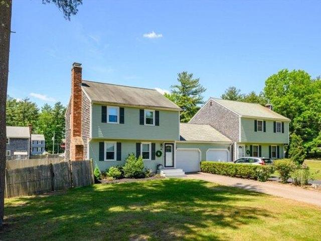 Condo for sale in Bridgewater, Massachusetts