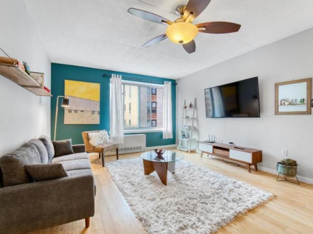 Condo for sale in The Bronx, Arverne