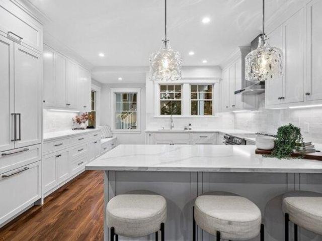 Condo for sale in North Brookline, Brookline
