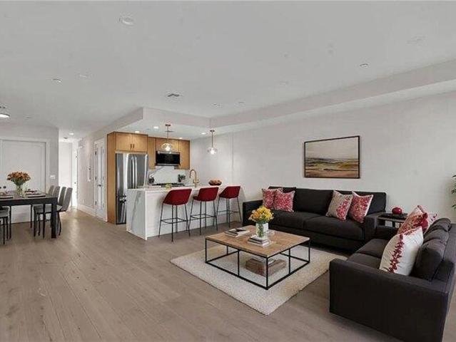 Condo for sale in Arverne, New York