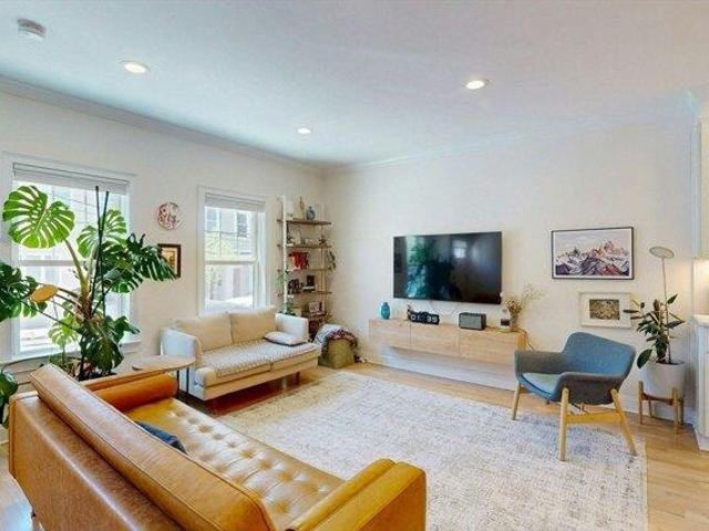 Condo for sale in Cambridge, Massachusetts