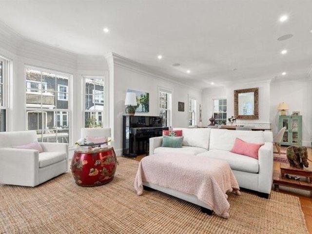 Condo for sale in Cambridge, Massachusetts