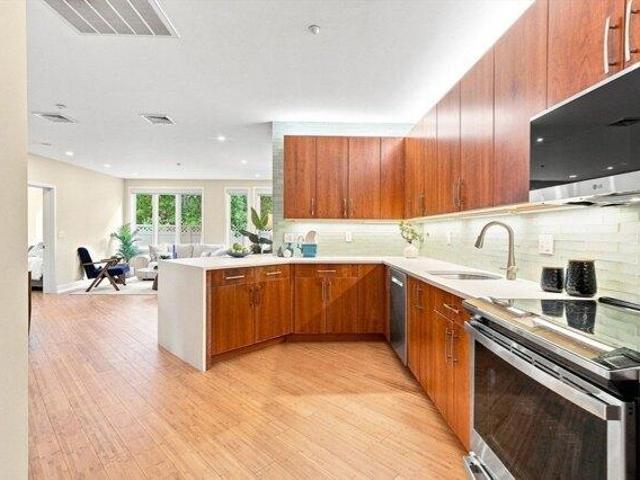 Condo for sale in Cambridge, Middlesex County