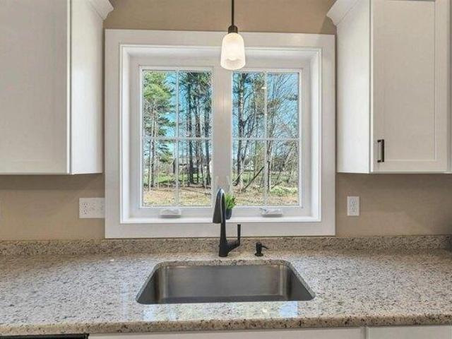 Condo for sale in Candia, Rockingham County